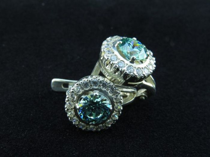 Серьги из серебра 925 пробы с фианитами Swarovski - 1