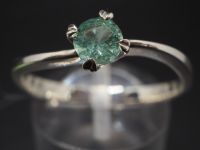 Серебряное кольцо с натуральным бериллом - 197