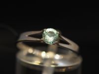 Серебряное кольцо с натуральным бериллом - 268