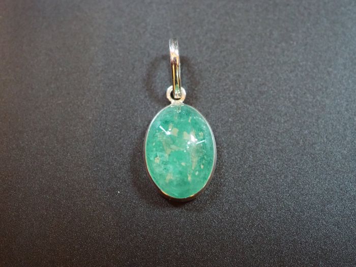 Серебряная подвеска с натуральным изумрудом 16,30 карат - 756