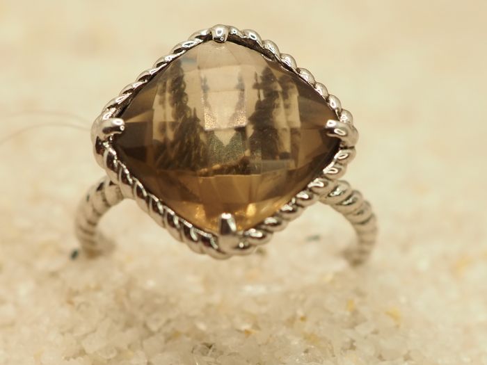 серебреное кольцо с раух-топазом-477